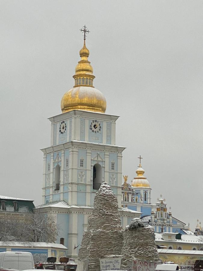 Apartment Kiev Esterno foto