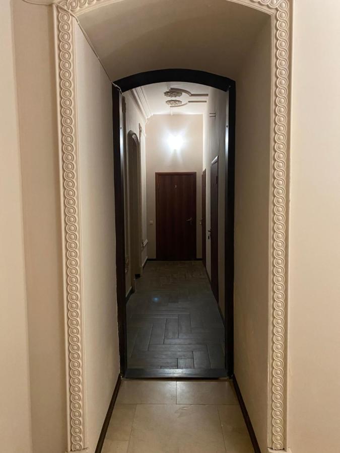 Apartment Kiev Esterno foto